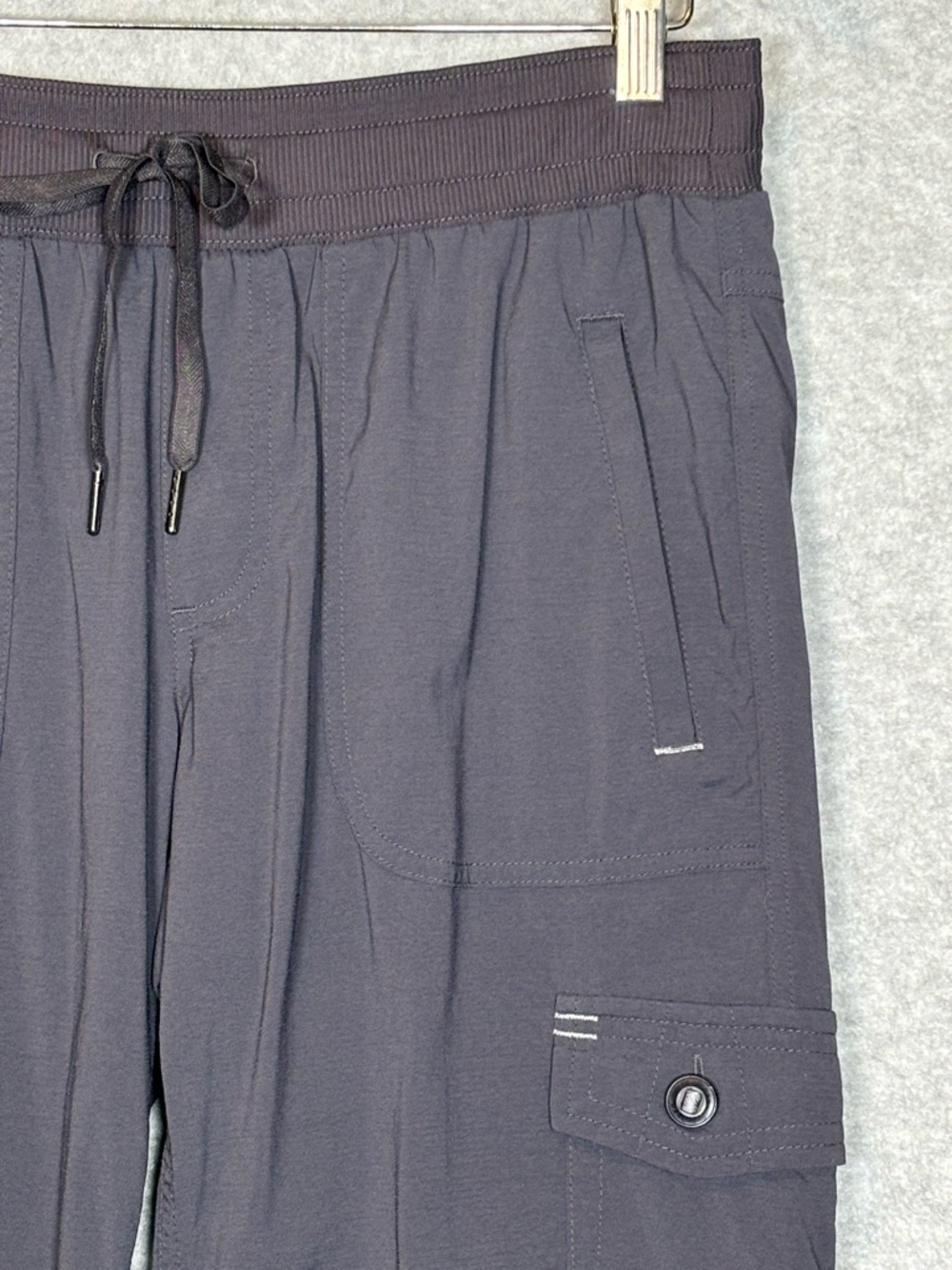 L.L. Bean Women's Vista Camp Straight-Leg Cargo Pants-Granite Gray-Women Small - Picture 3 of 8